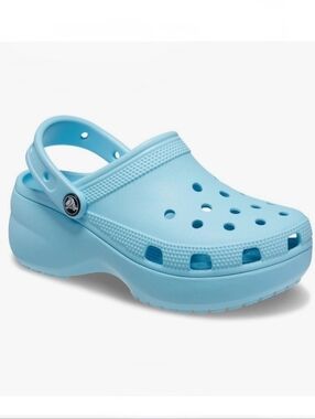 Crocs Classic Platform Clogs Cloud Blue NWT Size 8